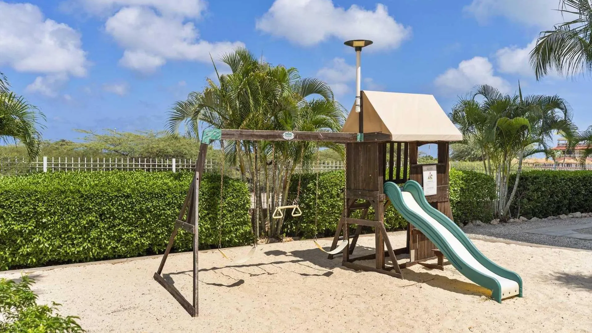 Eagle Beach - Palm By The Sea 2Br Condo - Lv207 팜비치 펜션