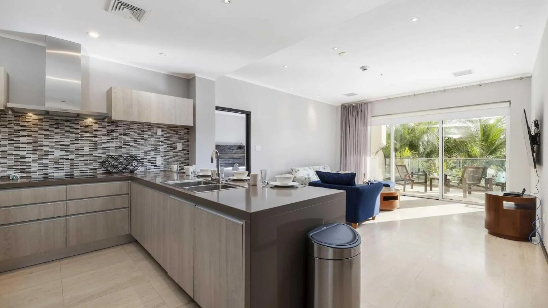 Eagle Beach - Palm By The Sea 2Br Condo - Lv207 팜비치